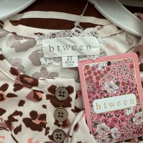 Btween Two Pack Rompers Size 2T Toddler Girl - Picture 5 of 11